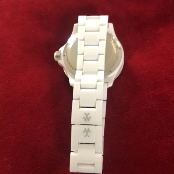 ToyWatch White Plasteramic - Picture 3 of 3